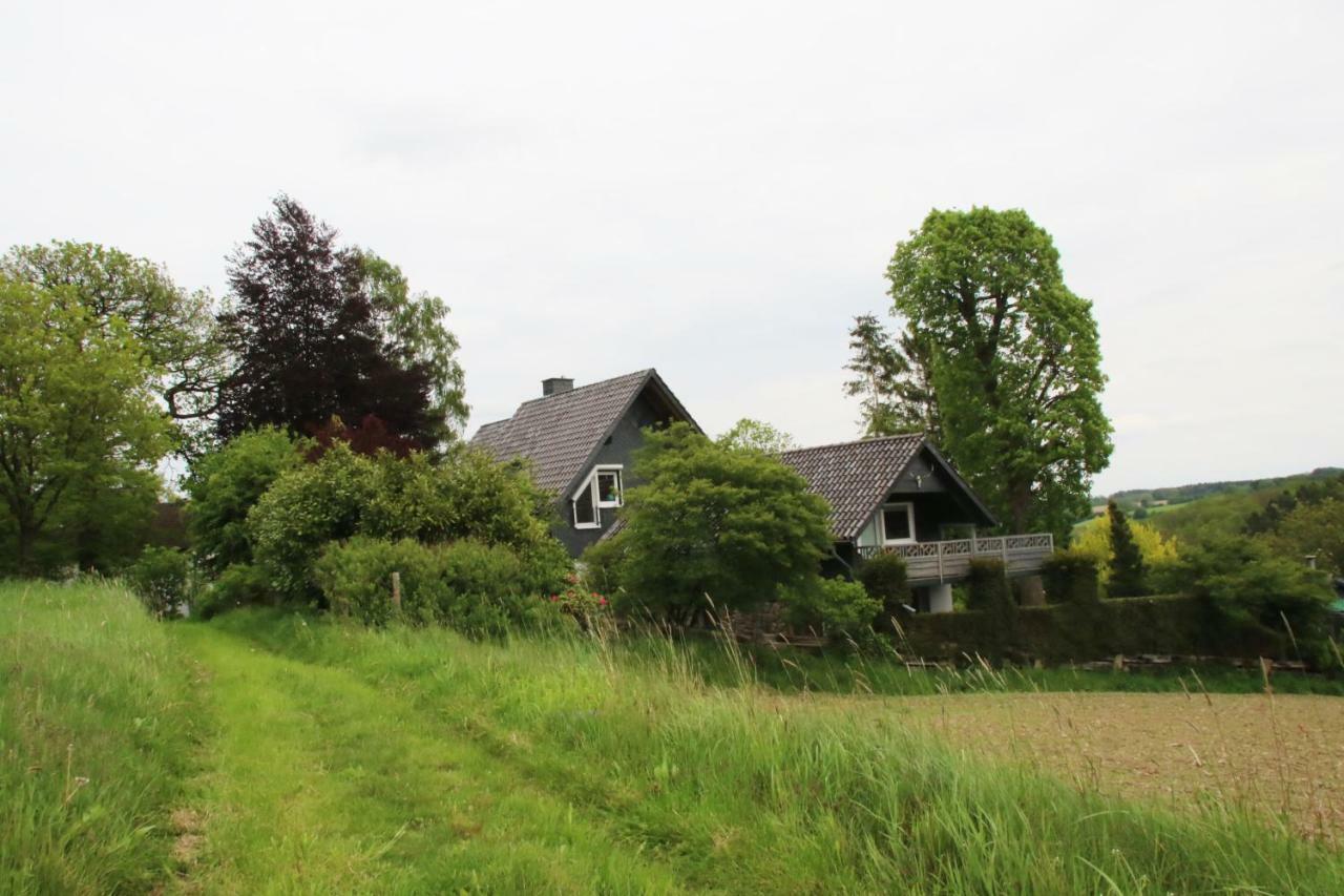 Kleines Haus Mitten In Der Natur Mit Eigener Terrasse Und Sonnenbalkon Halver Exterior photo